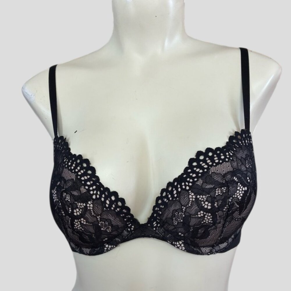 💕2/$35 💕La Senza Obsession Plunge Black Lace Bra 32C